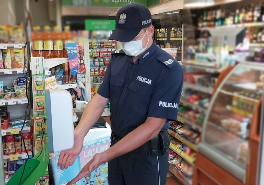 Koronawirus. Brak maseczki w sklepie i komunikacji miejskiej? Będą mandaty! Gdańscy policjanci rozpoczęli kontrole