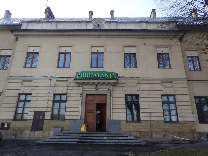 Hotel Podhalanin znajduje się w gmachu wybudowanym w XIX...