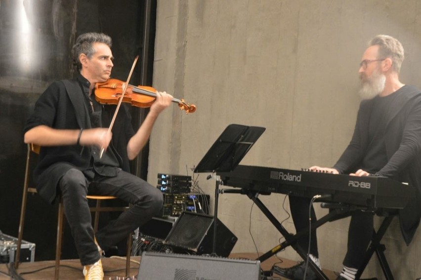 Luka Mazur Duo podczas koncertu wiosennego w Mauzoleum...