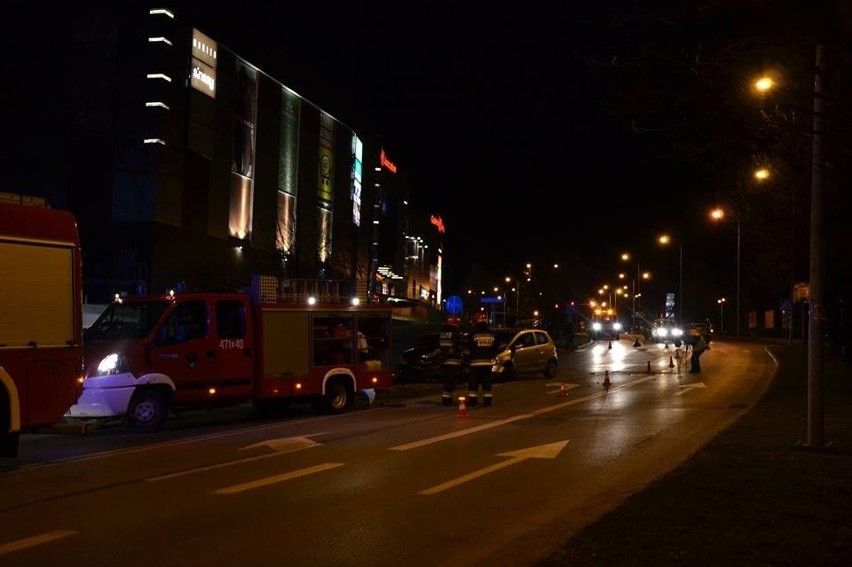 Groźny wypadek w Jastrzębiu: Dwoje rannych