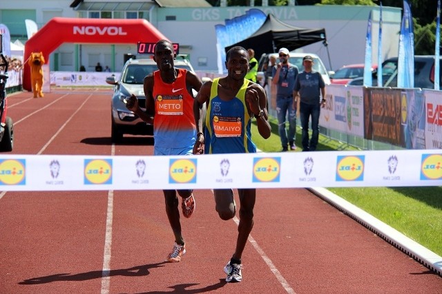 Tak wyglądał finisz kenijskich biegaczy