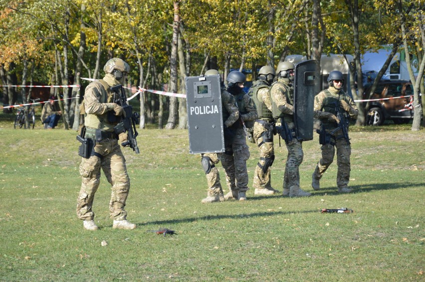 Piknik Niepodległościowy Służb Mundurowych w Opolu.