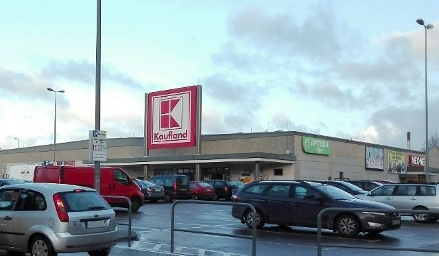 Dziś w godzinach  12-14 mogą nastąpić utrudnienia dla klientów sieci Kaufland, także w Szczecinie.