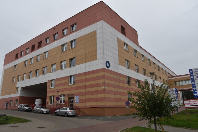 Szczepienia populacyjne odbywają się w budynku "O" (budynek gdzie odbywała się rehabilitacja) szpitala w Grudziądzu na pierwszym piętrze.