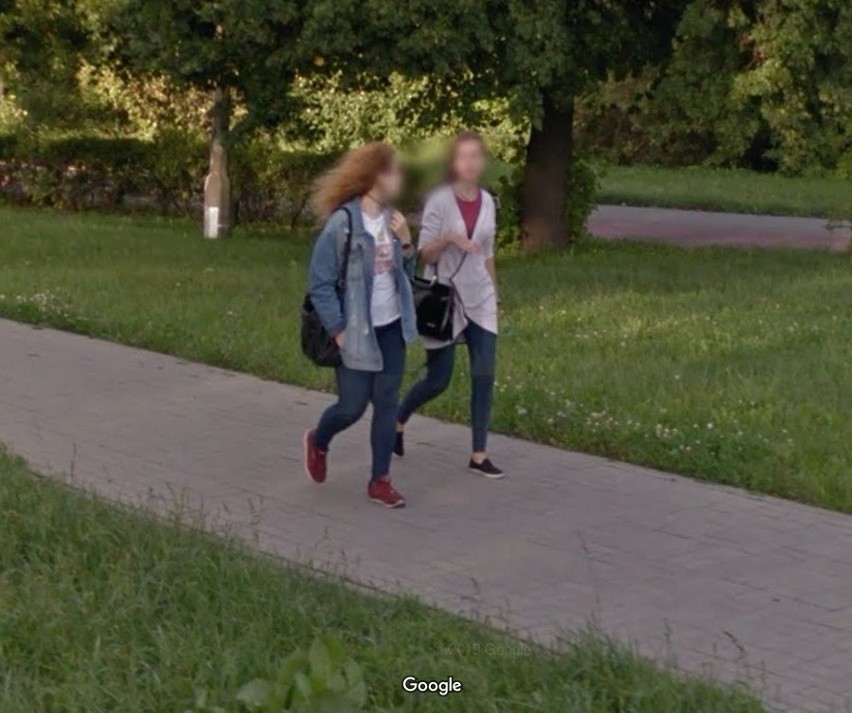 Lublin. Moda na Kalinowszczyźnie. Kamery Google Street View uchwyciły codzienne stylizacje 