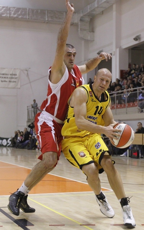 Piotr Ucinek zapracował na miano ojca wygranej Sokoła.