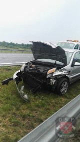 Chrzanów. Kierowca uderzył w bariery energochłonne na autostradzie A4