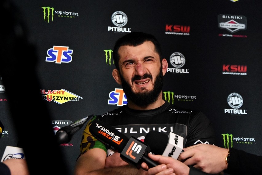 KSW 52: Khalidov vs Askham MMA w hali Arena Gliwice. POWTÓRKA + ZDJĘCIA Wszystkie walki PPV LIVE ONLINE [8. 12. 2019 r.]