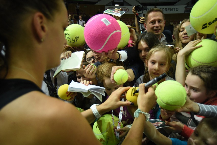 WTA Katowice Open Agnieszka Radwańska przegrała walke o...