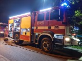 Gmina Sułoszowa. Nocą wybuchł pożar budynku gospodarczego na jednej z posesji w Wielmoży. Właściciel został poszkodowany