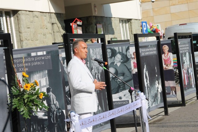 Otwarcie plenerowej wystawy dotyczącej życia Stanisława Hadyny