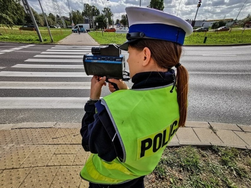 Akcja policji na drogach w województwie podlaskim. W całym regionie policja będzie dziś częściej kontrolować kierowców [ZDJĘCIA, WIDEO]