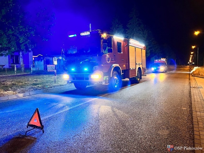 Groźne zderzenie BMW z ciężarówką w Górkach Szczukowskich. Ranne dwie osoby