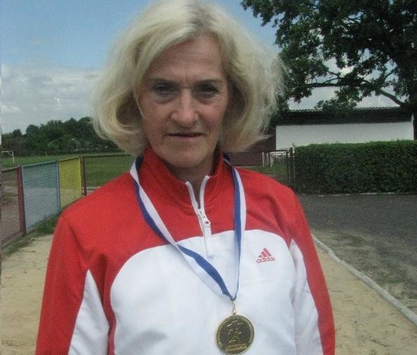 Ewa Bartosik zdobyła cztery złote medali Mistrzostw Polski w kategorii weteranów.