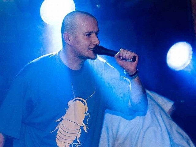 Grubson będzie promował w Tarnobrzegu swoją najnowszą płytę "Coś więcej niż muzyka&#8221;.
