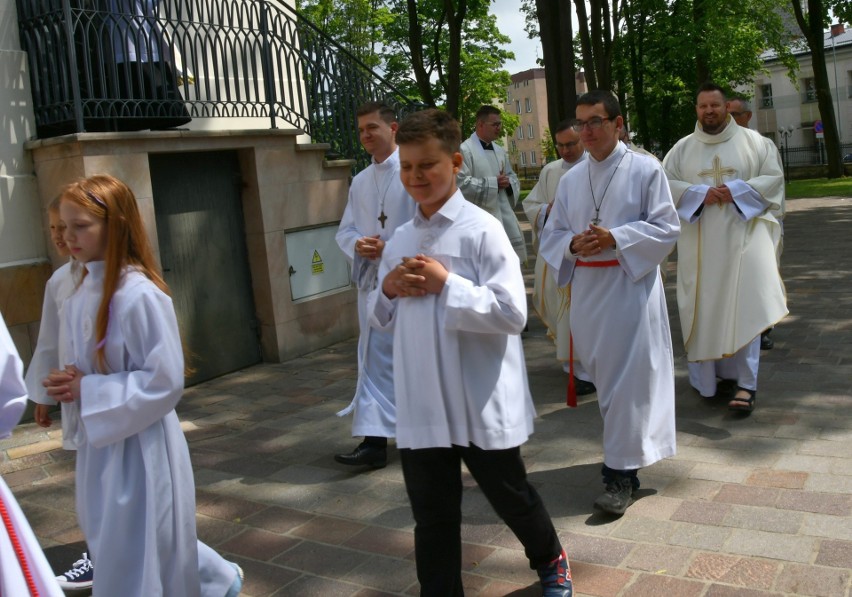 Uroczyste wprowadzenie nowego proboszcza do Kościoła Garnizonowego w Kielcach. Funkcje tę objął ksiądz pułkownik Krzysztof Smoleń