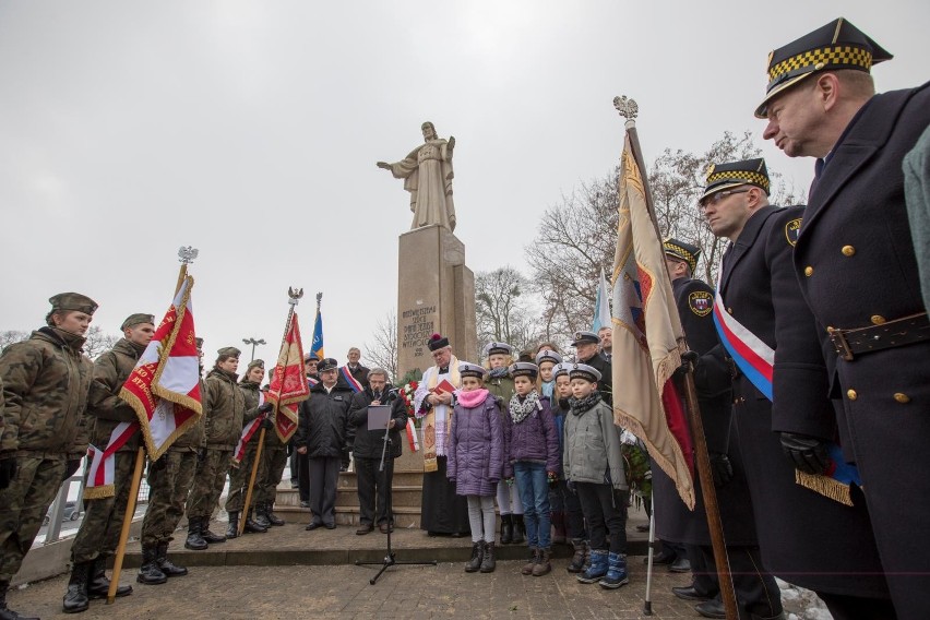 Bydgoszcz świętowała 98. rocznicę powrotu do Macierzy.