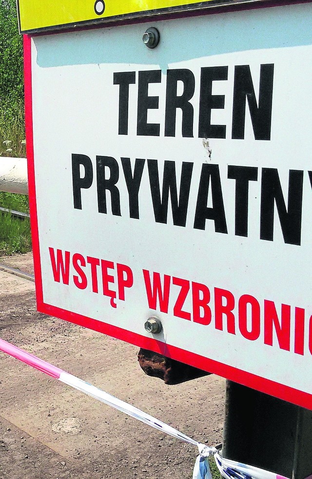 Wjazd na teren firmy został zamknięty przez policję