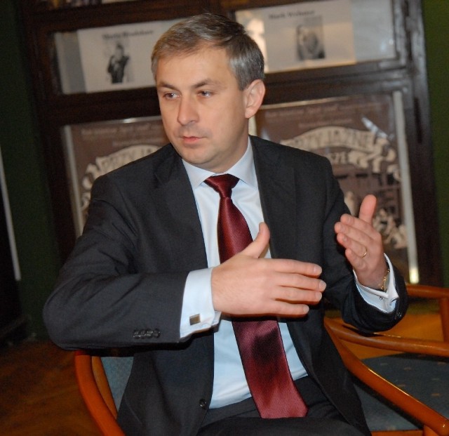 Grzegorz Napieralski - 35 lat, pochodzi ze Szczecina. Poseł od 2004 r., przewodniczący SLD od czerwca br. Żonaty, dwoje dzieci.