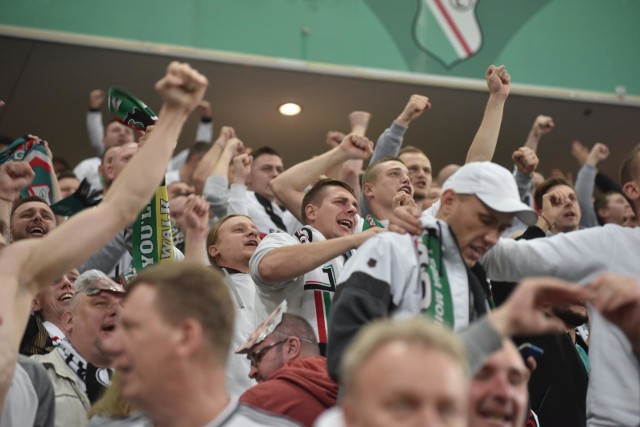 19.10.2019 warszawamecz ekstraklasy pomiedzy legia warszawa a lech poznan rozegrany na stadionie legii w warszawienz - {persons}fot.bartek syta