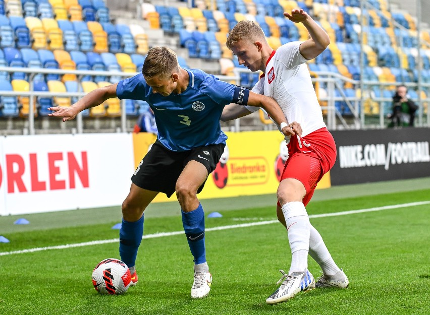 Reprezentacja Polski do lat 19 wygrała w Gdyni z Estonią. Awans do dalszej fazy kwalifikacji do finałów mistrzostw Europy jest bliżej