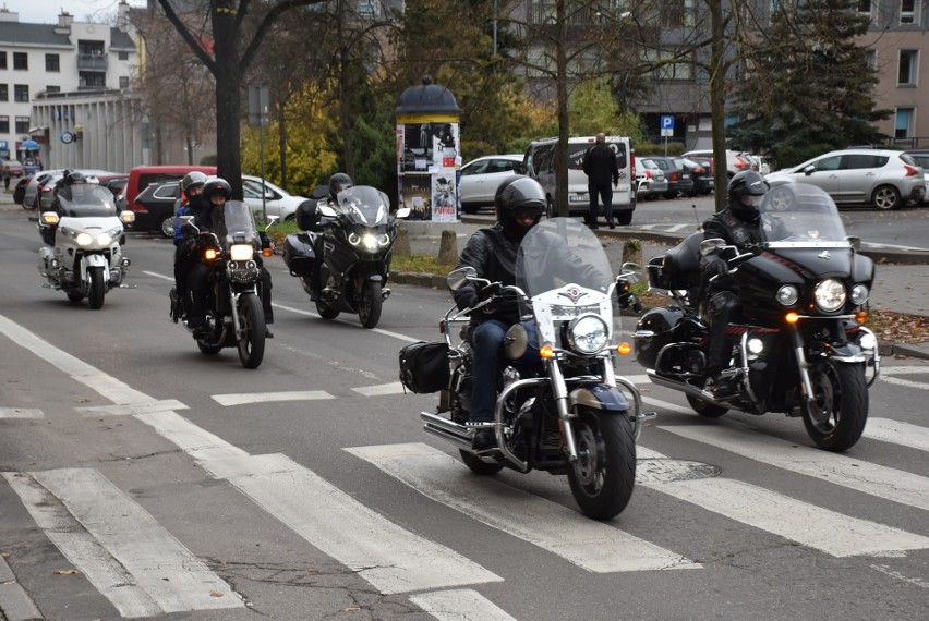  Motocyklowa parada na stargardzkich ulicach na zakończenie sezonu u księdza Rusłana Marciszaka [ZDJĘCIA]