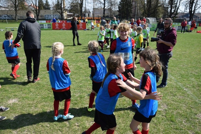 W finale zmagań dziewczynek U10 Unia Opole obroniła tytuł i...