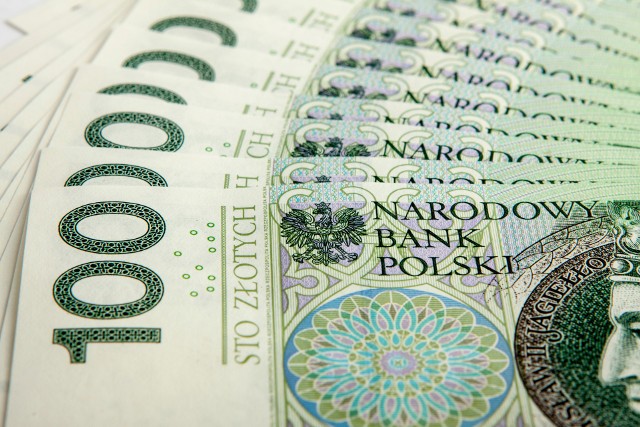 Polska waluta wciąż ma dużo do odrobienia, szczególnie wobec euro (EUR) i szwajcarskiego franka (CHF). Czasu jest coraz mniej