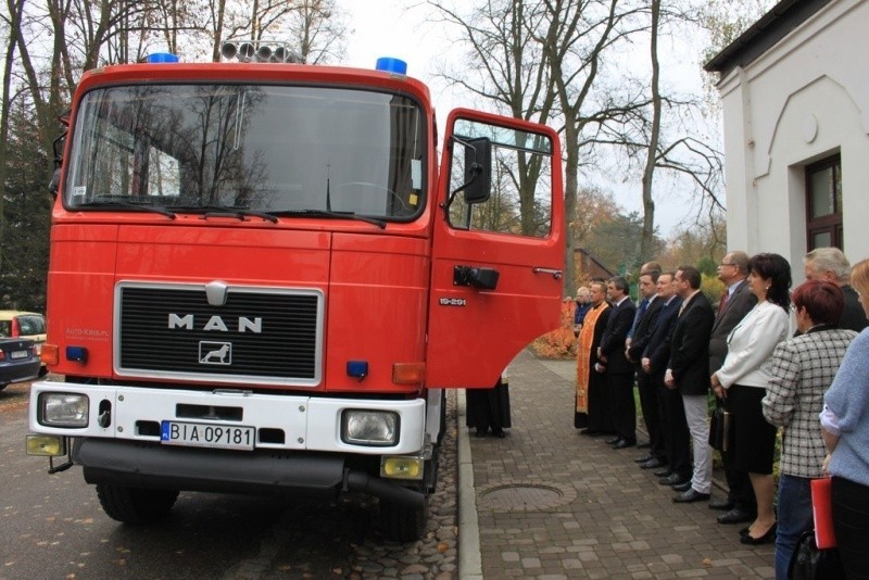 Supraśl. Gmina kupiła nowe pojazdy (zdjęcia)