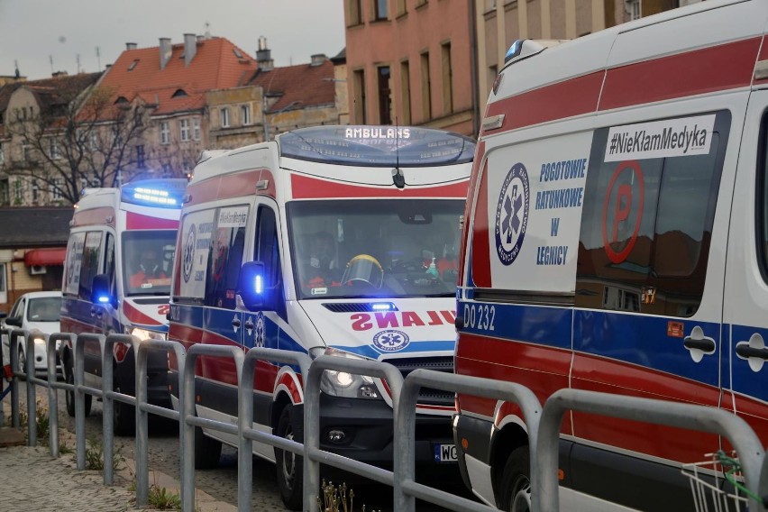 Kraków. Ognisko koronawirusa w sanepidzie! Osoby z kwarantanny nie mogą doczekać się na test. Proszą o interwencję