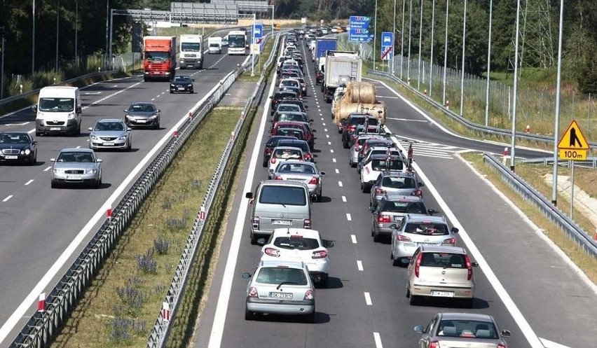 Korki na drogach nad morze. Sytuacja na drogach w Szczecinie i regionie 