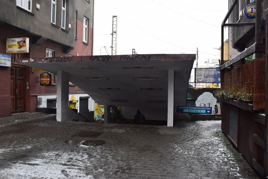 Tunel między ulicami Mariacką a Wojewódzką