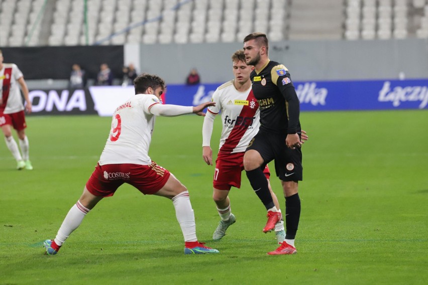 Puchar Polski: ŁKS - Zagłębie Lubin 0:1. Miedziowi grają dalej. One man show Filipa Starzyńskiego (SKRÓT, WYNIK, RELACJA)