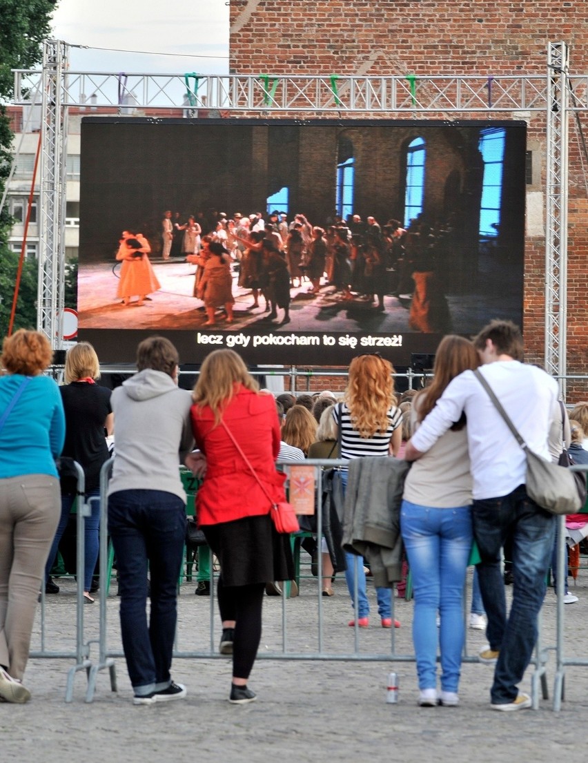 Gdańsk: Opera "Carmen" na Targu Węglowym [ZDJĘCIA]