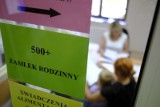 500 plus 2021. Kto nie złożył wniosku online, może zrobić to w urzędzie. Dziś rozpoczął się nabór wniosków drogą tradycyjną