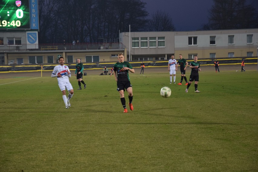 Drużyna Raków Częstochowa pokonała ROW 1964 Rybnik 2:1