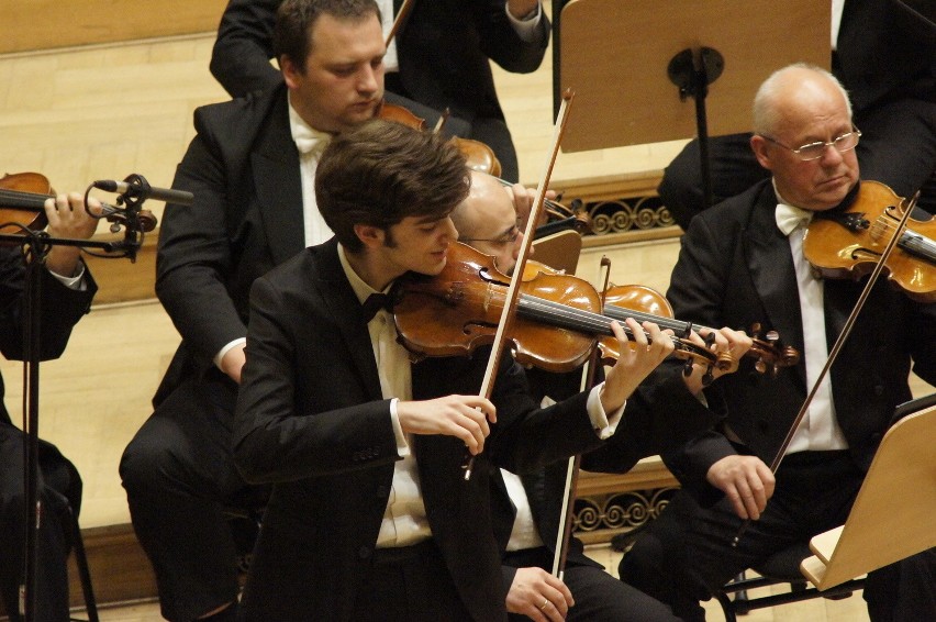 Orkiestra Kameralna Amadeus i Emmanuel Tjeknavorian