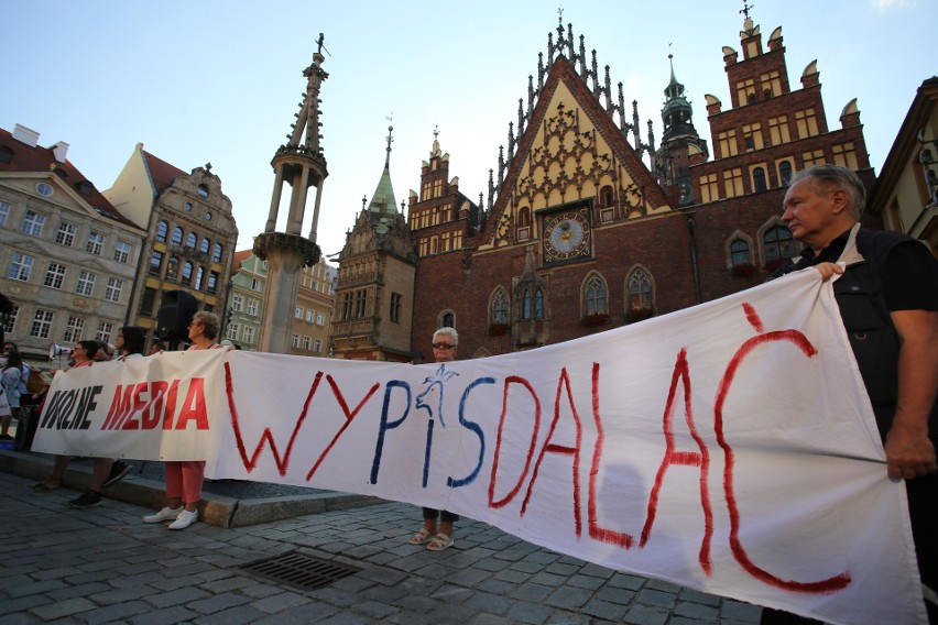 Wolne media - we Wrocławiu odbył się kolejny protest [ZDJĘCIA]
