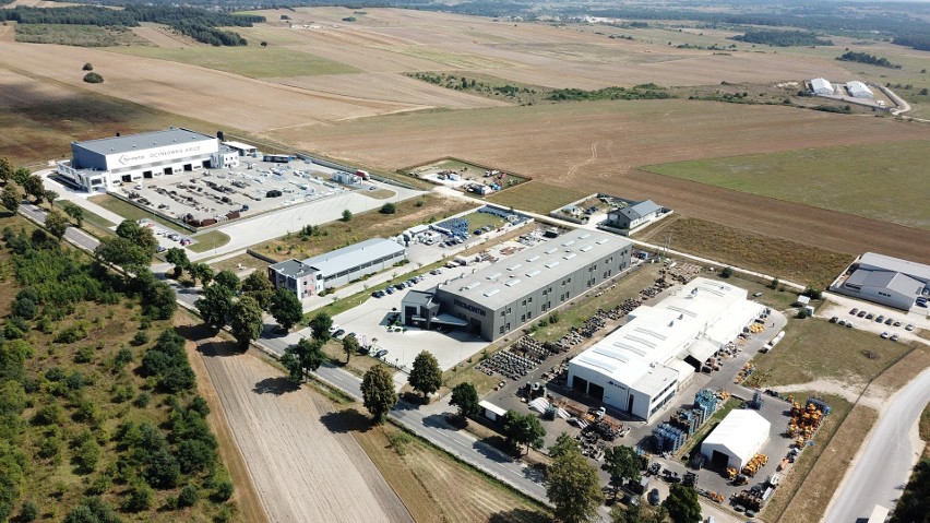 Dwa nowe zakłady pracy powstaną w gminie Morawica! Wkrótce ruszy ich budowa. Zobaczcie film i zdjęcia z drona