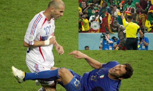 Zinedine Zidane po uderzeniu „z byka” Marco Marco Matterazziego w finale mundialu 2006 ujrzał czerwoną kartkę, choć wcześniej zdobył w tym meczu bramkę. Wyczyn „Zizou” powtórzył 16 lat później Kameruńczyk Vincent Abubakar, któy w meczu z Brazylią strzelił gola i wyleciał z boiska za zdjęcie koszulki przy fetowaniu trafienia, za co ukarany został drugą żółtą kartką w spotkaniu i w konsekwencji czerwoną