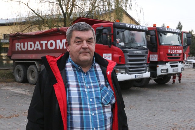 Dariusz Sznotala postawił na usługi transportowe i budowlane. Teraz myśli o rozwoju firmy i wprowadza do biznesu synów.