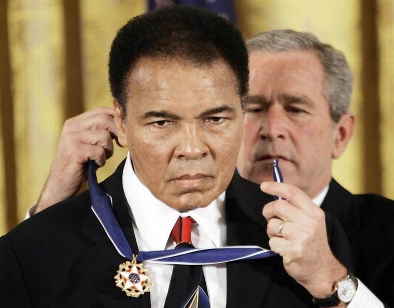 Muhammad Ali, legenda boksu nie żyje! Miał 74 lata