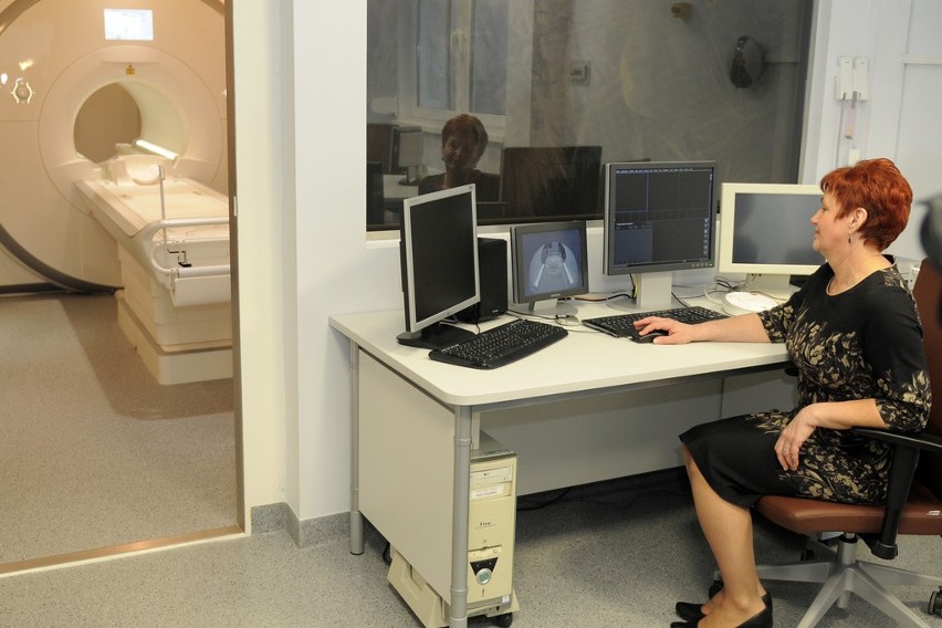 Centrum Onkologii w Bydgoszczy wzbogaciło się o najnowszej generacji rezonans magnetyczny [zdjęcia]