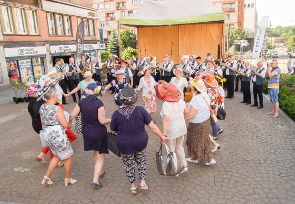 Zabrze: piknik na 30 lat wolności. Były tańce i występy...