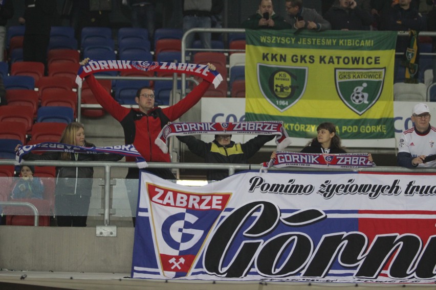 Górnik Zabrze - Śląsk Wrocław. Kibice odśpiewali hymn ZDJĘCIA KIBICÓW