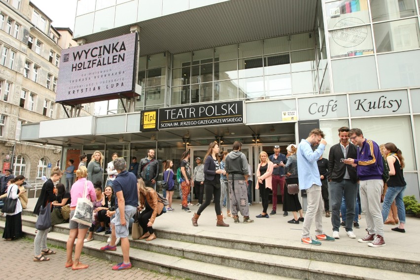 W Teatrze Polskim protest przeciwko wyborom nowego dyrektora