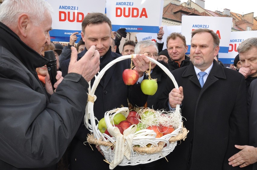 4. Kandydat na prezydenta Andrzej Duda gościł w Sandomierzu....
