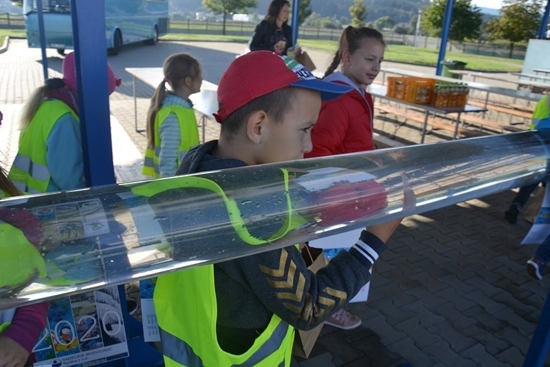 Piknik Wodociągowy w Starym Sączu. Uczniowie ze szkoły w Przysietnicy zwiedzili Zakład Uzdatniania Wody [ZDJĘCIA]