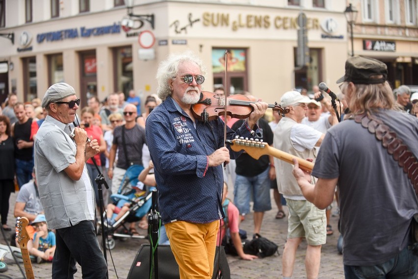 Festiwal Harmonica Bridge rozpoczął się dziś w Toruniu....