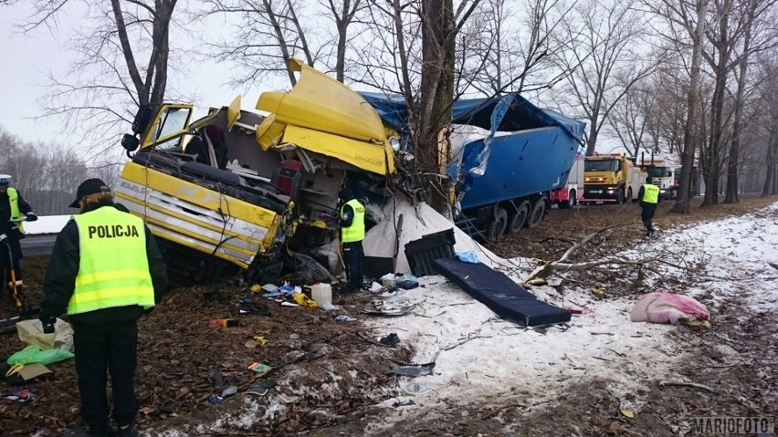 Wypadek na drodze wojewódzkiej 411 z Nysy do Głuchołaz.